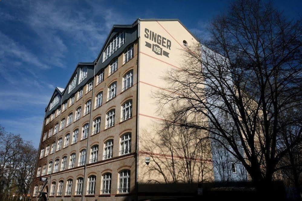 ברלין Singer109 Hostel, Hotel & Apartment מראה חיצוני תמונה